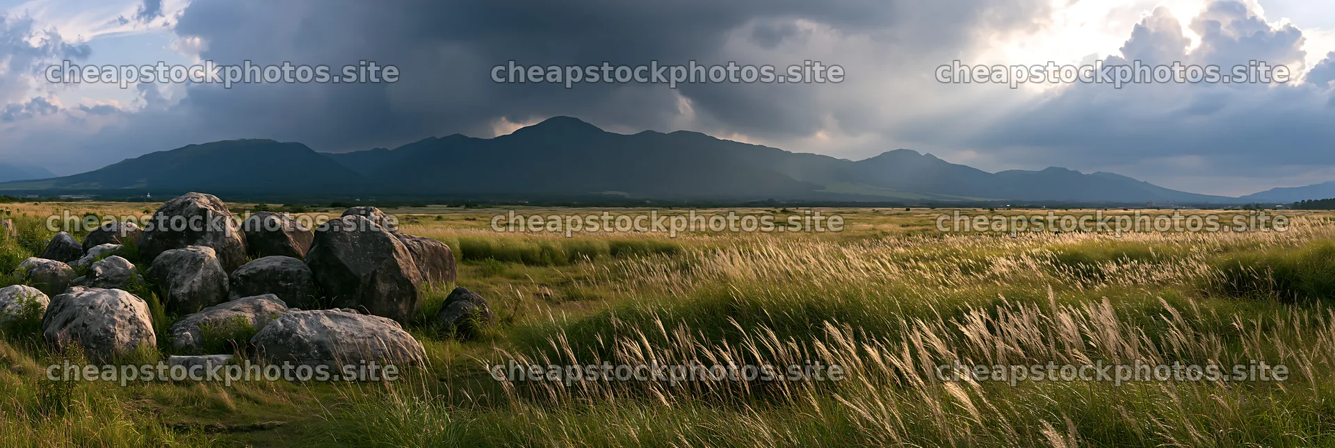 Restored Kumamoto silver grass meadow boulders – stock photos 13690x4602